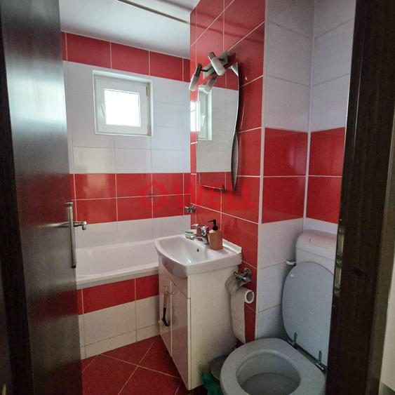 APARTAMENT CU 3 CAMERE DE ÎNCHIRIAT
