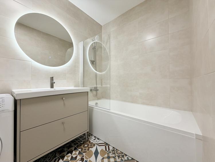 Inchiriere Apartament 2 camere, complex Luminia, garaj