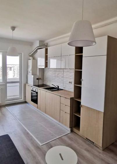Inchiriez apartament 2 camere LUX