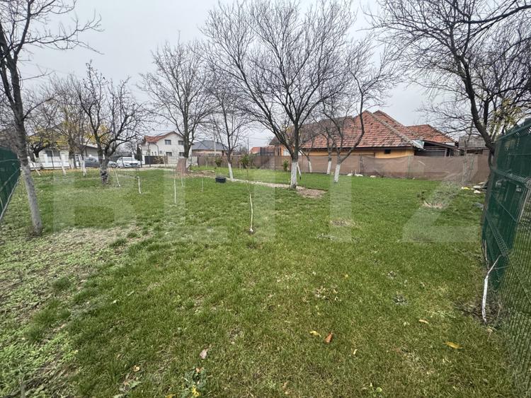 Teren intravilan, 1300 mp, zona Prajba Mare
