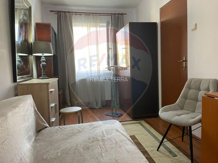 Apartament cu 2 camere de închiriat în zona Sasar - 2