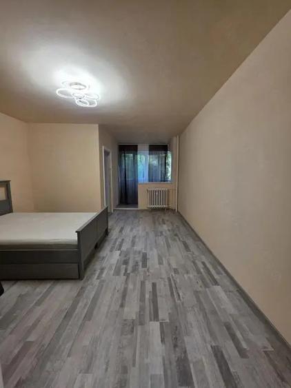 Investitie garsoniera etaj 1 bloc 1980 zona Drumul Taberei