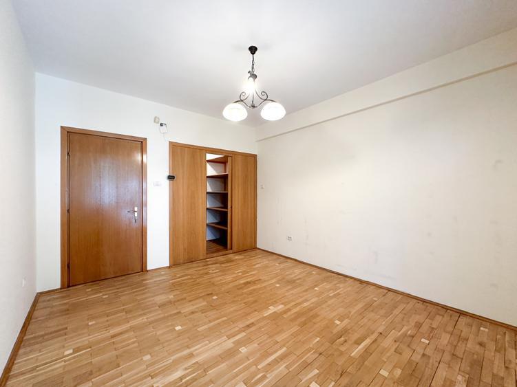 Aviatiei | Vila P+1+M cu intrare independenta | 160 mp utili si curte proprie
