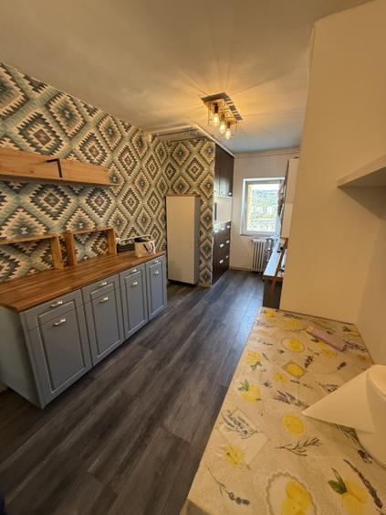 Apartament 4 camere 76mp et 8/9 finisat modern C.Floresti