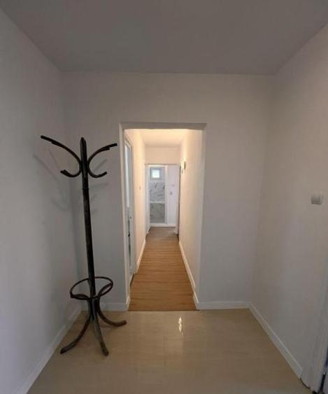 Apartament 3 camere Dristor/Laborator