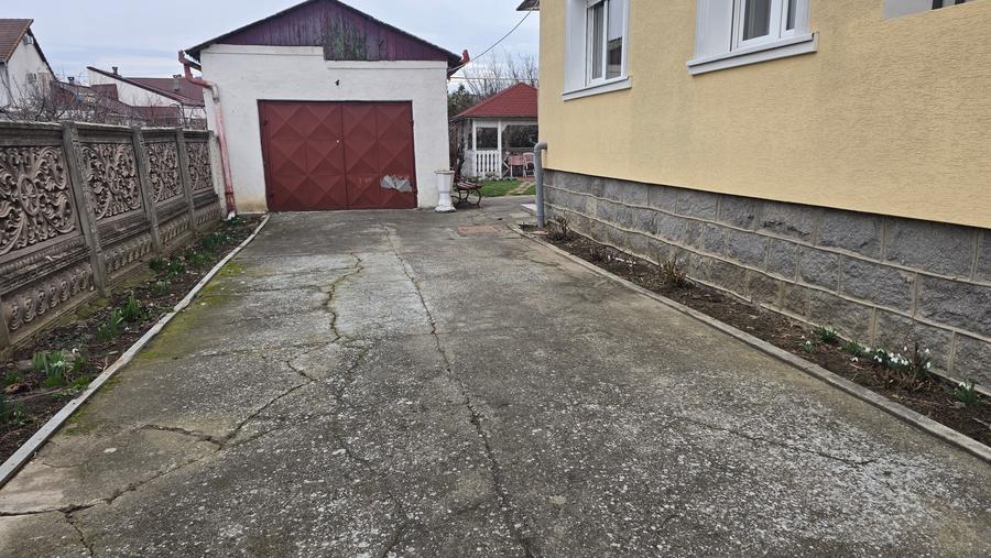 Vand casa in Deva P+M, zona ultracentrala (str. Crisan),