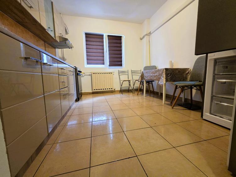 APARTAMENT 2 CAMERE STR GARII-FALEZA