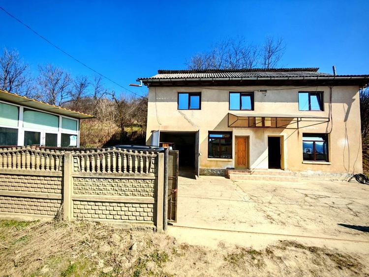 Spațiu comercia cu teren Dârmănești, Argeș-ideală pentru locuința sau afacere