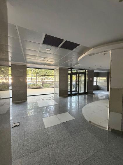 Spatiu comercial parter Notariat Cabinete Medicale Banca