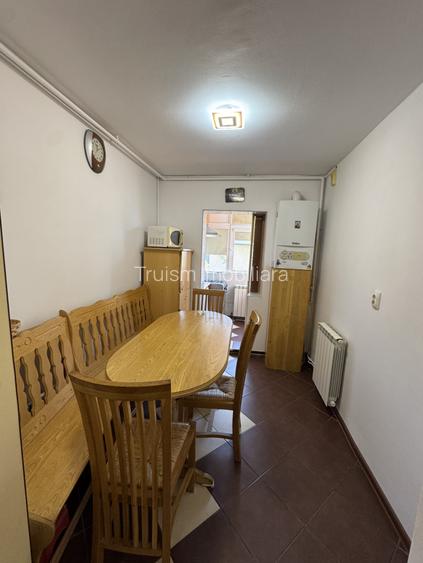 Apartament 3 cam, cf 1, dec, etaj 3/4, Malu Rosu - 2
