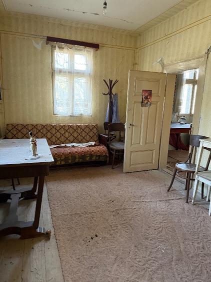Casa Posesti Prahova fost maternitate 1600 mp