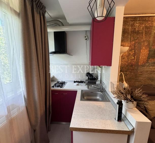 Duplex 3 camere | Complet mobilat si utilat | 8 minute metrou Aparatorii Patriei