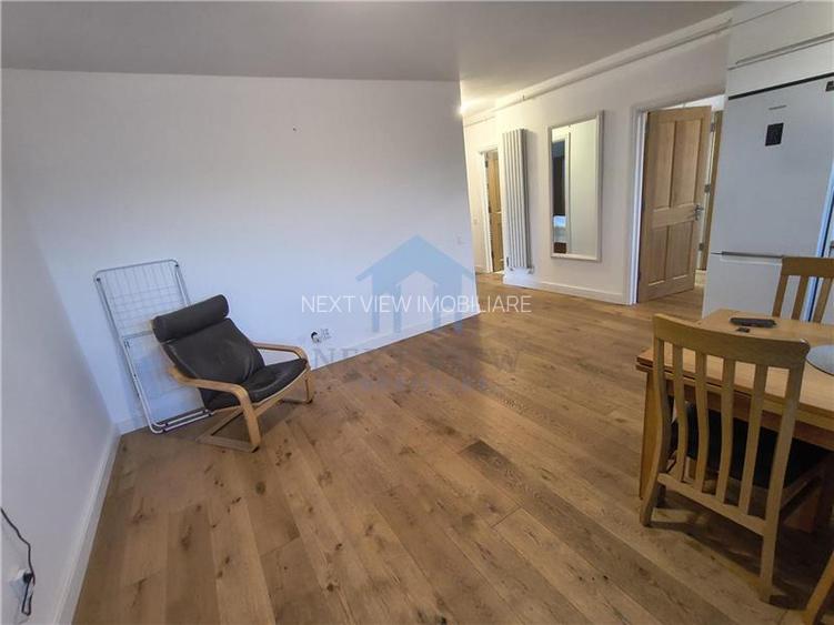 Apartament 3 camere, Piata 1 Mai - 16