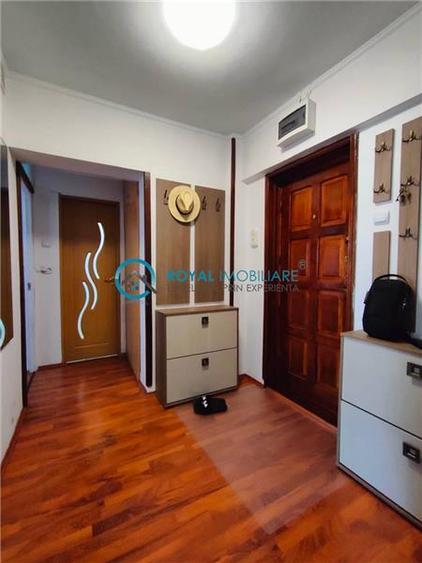 Royal Imobiliare - Inchirieri apartament 2 camere, zona Ultracentral