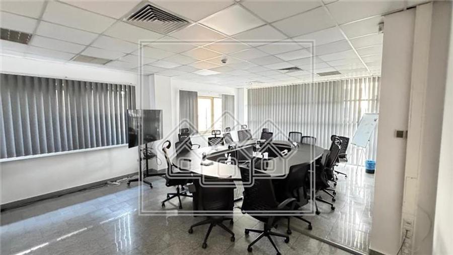 Spatiu de birouri finisat la cheie, 150 mp, Zona Hipodrom