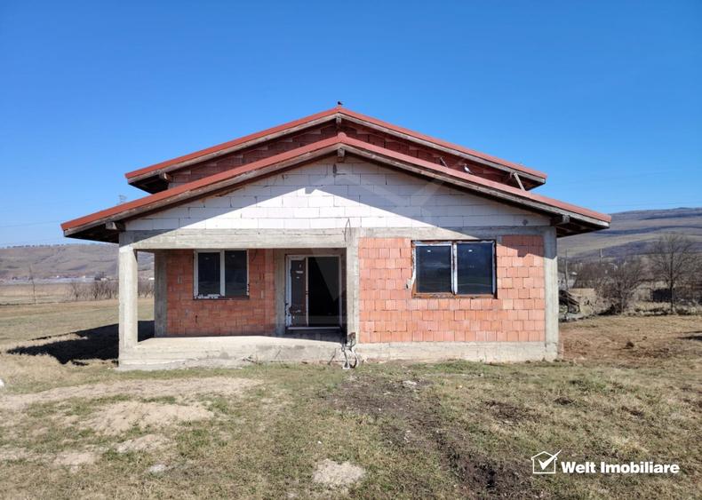 Casa la tara cu 1843 mp teren – liniste si natura langa Cluj