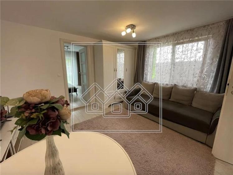 Apartament 2 camere la casa cu terasa - Parcul Sub Arini