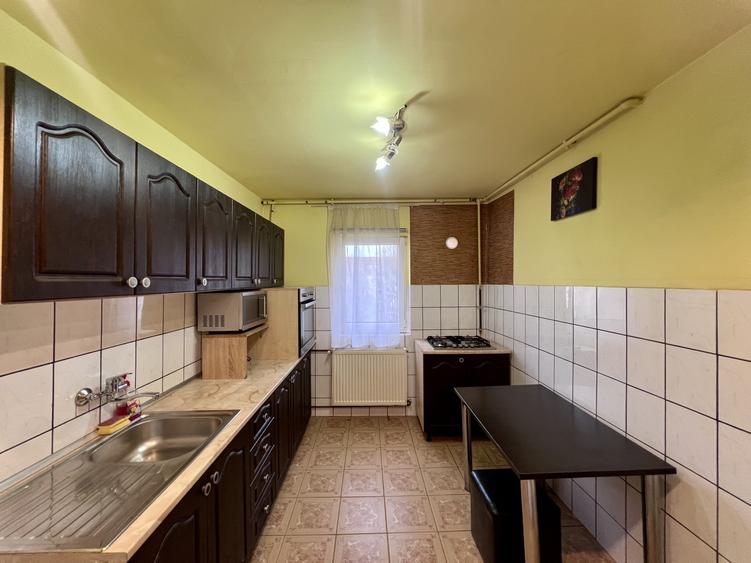 Apartament 2 camere, 43 mp, mobilat/utilat, etaj 4/5 - zona Lipovei