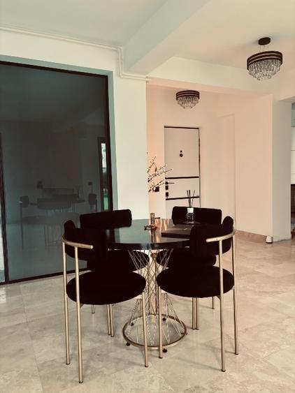 De vânzare apartament de lux  cu terasă, zona Mamaia Nord