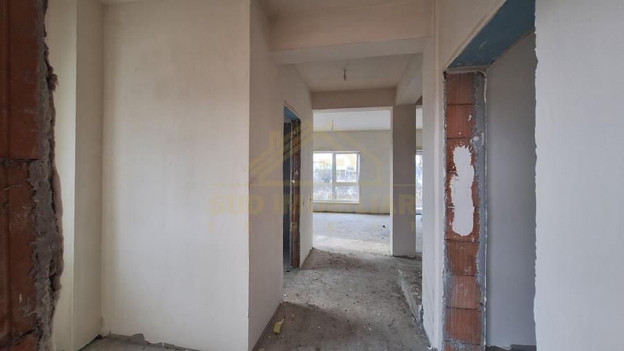 CASA P+1+M-CURTE LIBERA 130 MP-SCOLII