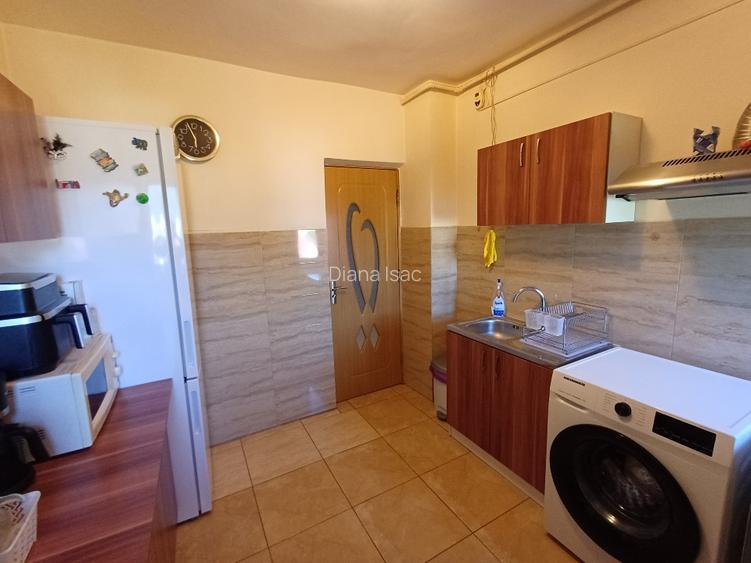 Apartament 2 camere decomandat | 58 mp total | Priveliște superbă | Str. Vulcan - 10