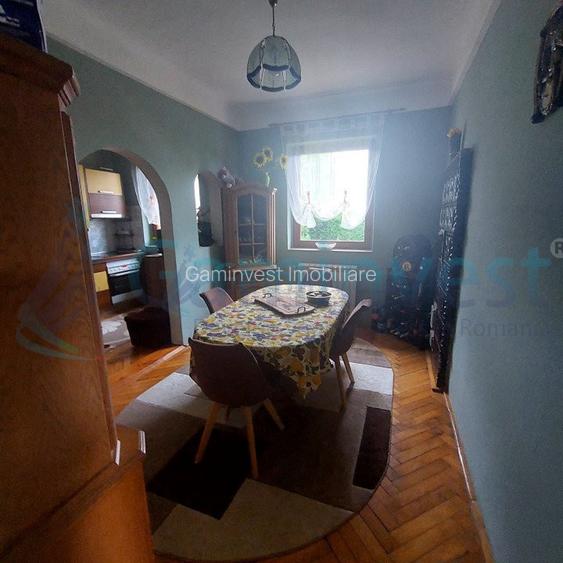 Vilă și fosta fermă 8300 mp în Valea lui Mihai, Bihor - 5