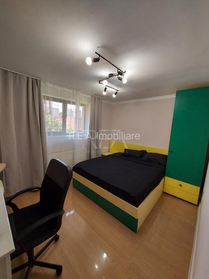 3 camere Vitan, centrală, an 1996, metrou - 3
