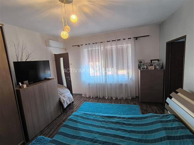 Resita Casa cocheta, P+1,  Zona Muncitoresc, 135 Mp - 19