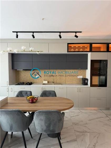 Royal Imobiliare - Vanzare penthouse 4 camere zona Albert