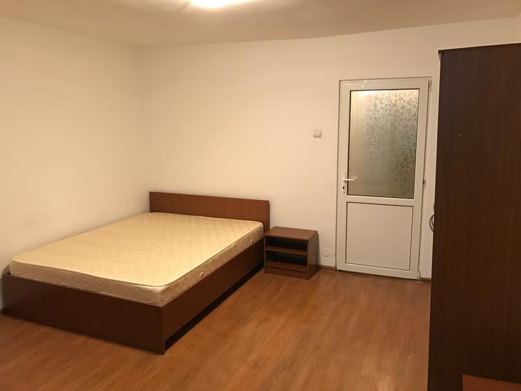 🏡 GARSONIERA DE INCHIRIAT – GORJULUI / LUJERULUI, MILITARI