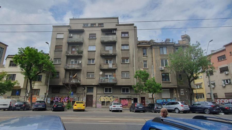 Apartament spatios 4 Camere langa Metrou Gara de Nord