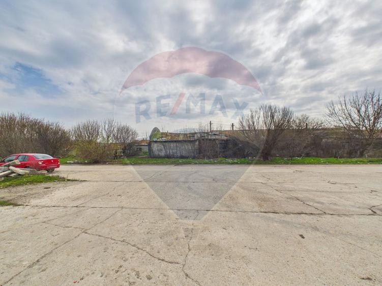Spațiu industrial de vanzare 7950mp Lehliu Gara acces DN3+A2