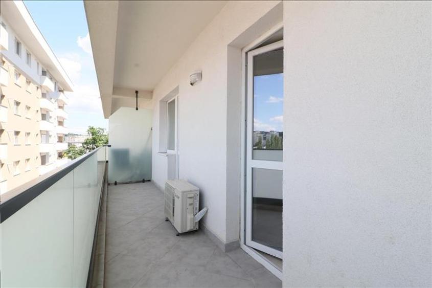 Apartament intabulat, cu o camera, Bloc nou, Dacia, etaj 4 din 7