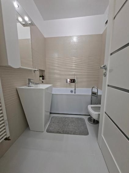 Apartament cu 3 camere / Complex rezidential/ Zona Lujerului/ Vedere deschisă sp