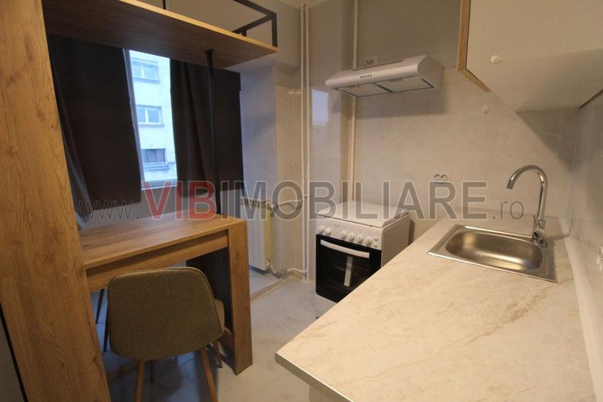 Piata Alba Iulia - Decebal - studio prima inchiriere - vedere bulevard