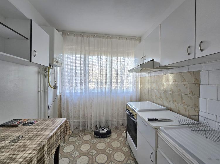 Ap. 2 cf I sd zona Marna etaj 3 LIBER