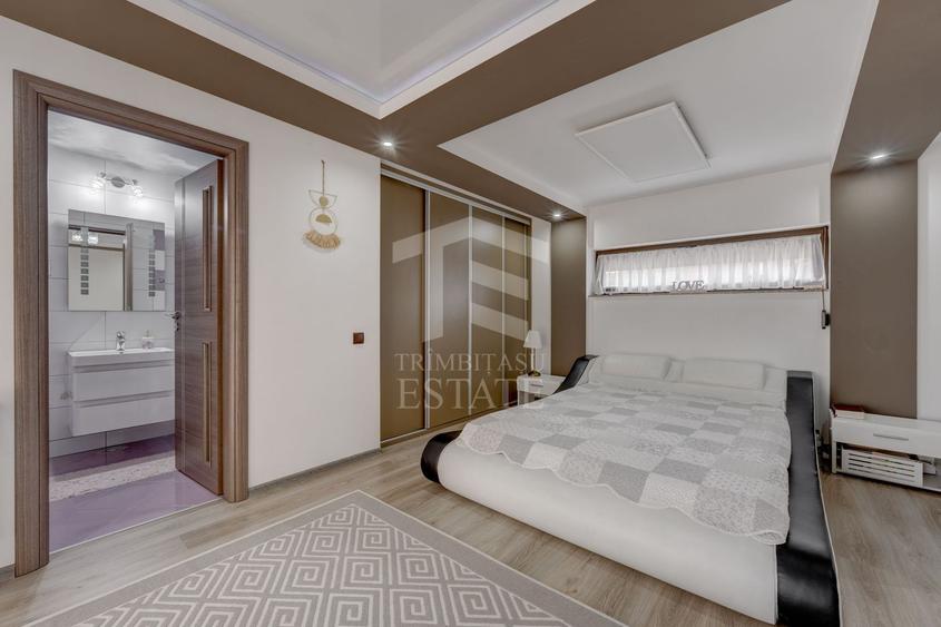 Vilă 342 mp cu piscină și 800 mp teren / 4 dormitoare / Pleașa