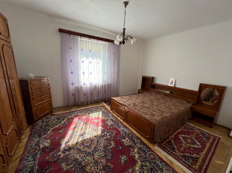 CASĂ 3 CAMERE DECOMANDATE + GARAJ – CARTIER REȘIȚA