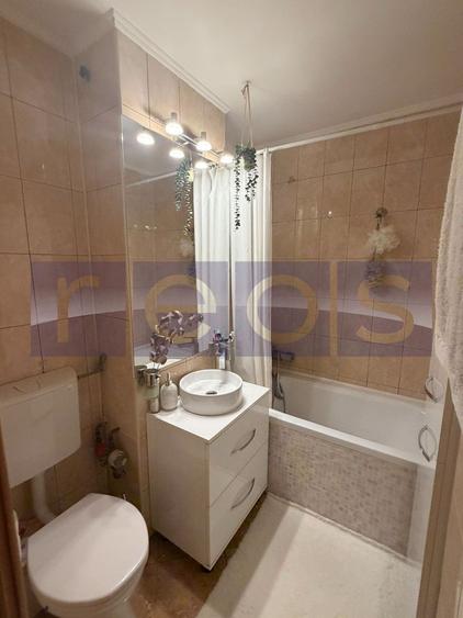 VANZARE 3 CAMERE SEMIDECOMANDAT DRISTOR