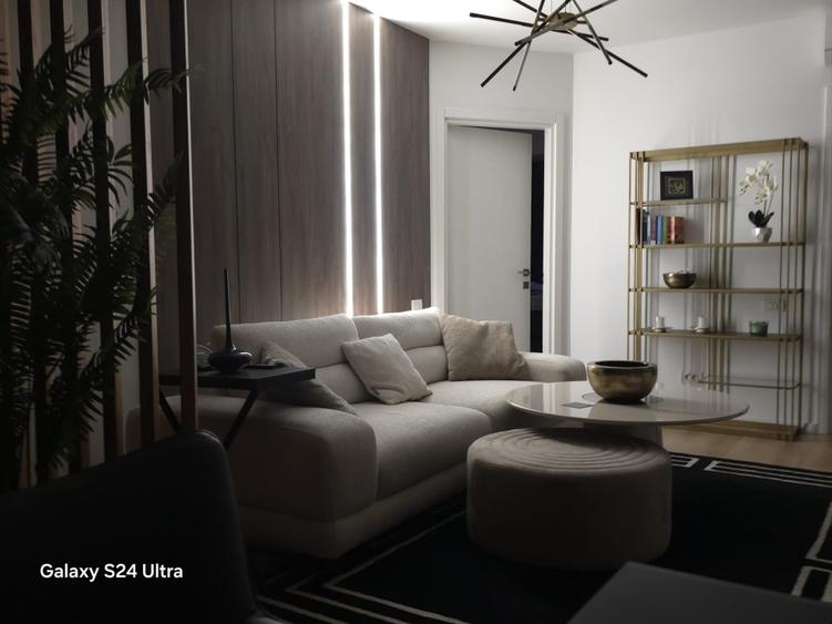 Apt. centru 3 camere - City Center Resita -de la proprietar-partial mobilat