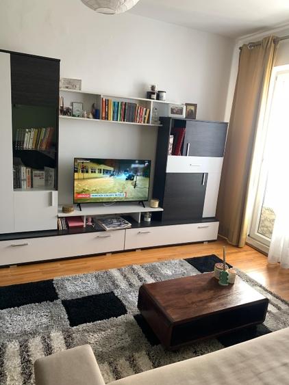 Apartament 2 camere, central.