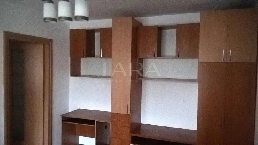 Apartament cu 2 camere, în zona Hotel Napoca, lângă Parcul Central.
