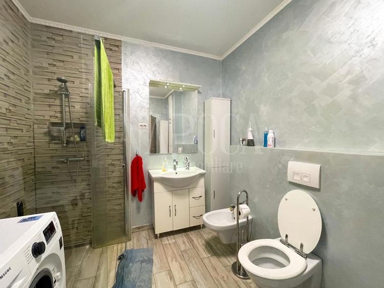 Apartament 4 camere de vanzare in Floresti