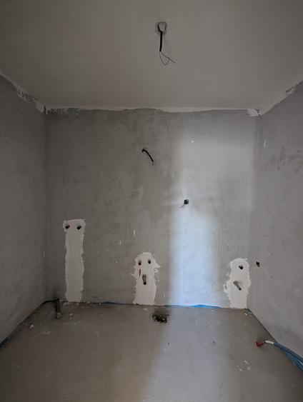 Apartament 3 camere, terasa 21mp, lift, bloc nou, EROILOR, Floresti