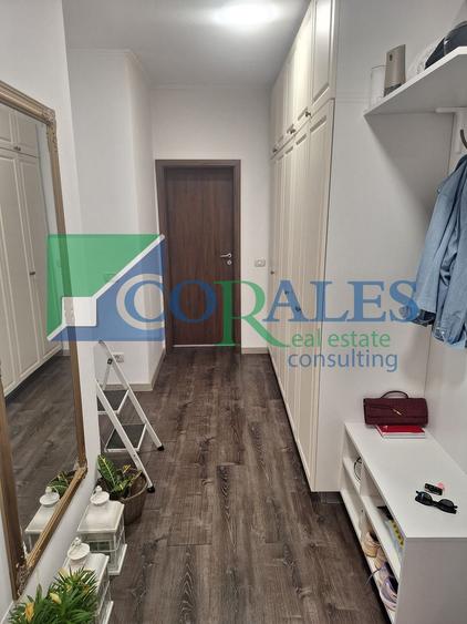 3 cam. 70 mpu, decomandat, 2 bai mari, 3 terase 10 mp, loc de parcare, centrala