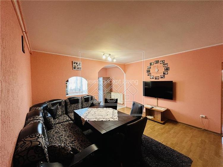 Ap mobilat si utilat, 2 camere, balcon, etaj 1/3 - Valea Aurie - 16