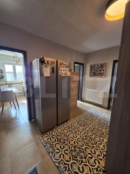 Apartament 3 camere, decomandat 64.20 mp, zona 1 Mai - Insula