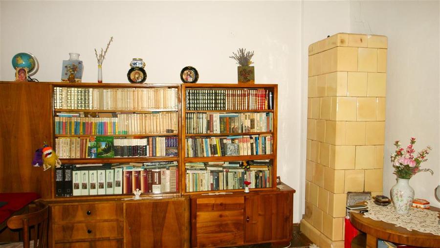 REPOZITIONARE PRET! Jumatate duplex in Criscior, Hunedoara