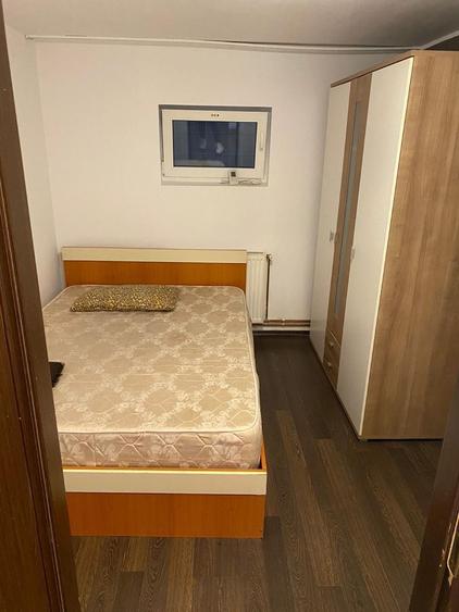 Apartament trei camere si parcare/ str. Meteor/ Zorilor