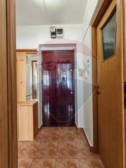 Garsoniera de inchiriat în zona Craiter, Brasov